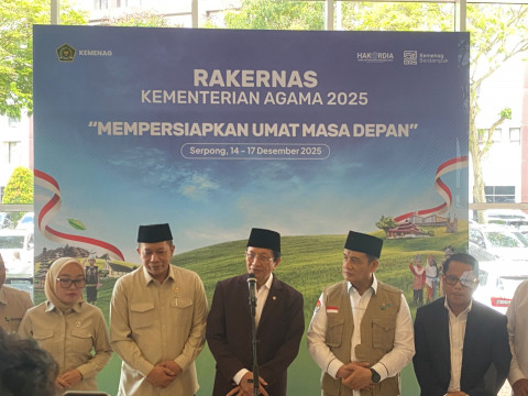 Menkop Dorong Koperasi Pesantren dan Masjid, Potensi Omzet Capai Triliunan