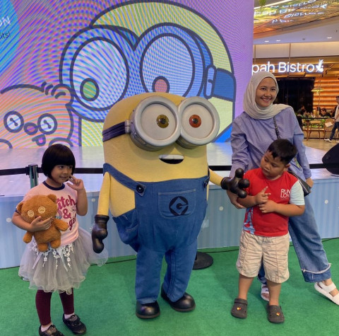 Libur Nataru, Karakter Minions Sapa Penggemar Lippo Mall Nusantara