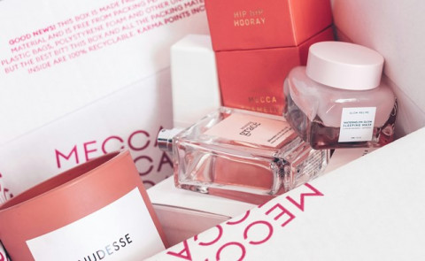 3 Berita Terpopuler Gaya: Bahan Kimia Kosmetik yang Harus Dihindari Bumil Hingga Makeup Natal