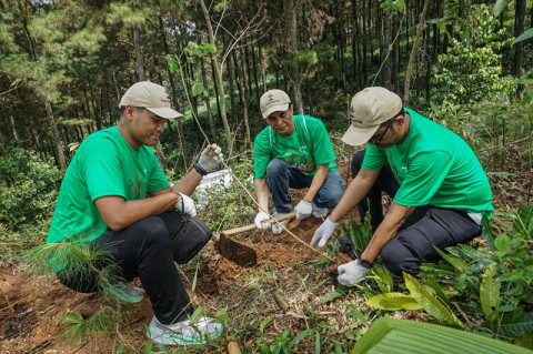 Penanaman 1.000 Pohon di Batang, Upaya Perkuat Resapan Air dan Cegah Longsor