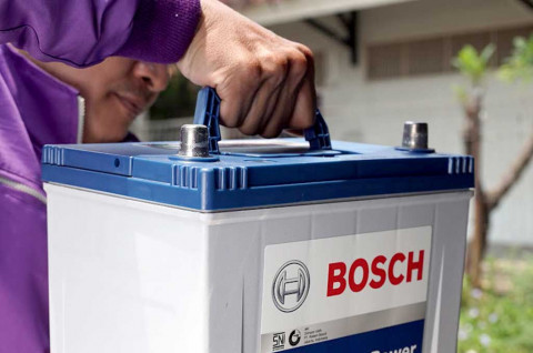 Aki Soak Bikin Gemes? Nih Cara Beli Aki Lewat Layanan Digital