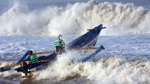 Gelombang Laut Berpotensi Capai 4 Meter, Ini Wilayah yang Perlu Diwaspadai