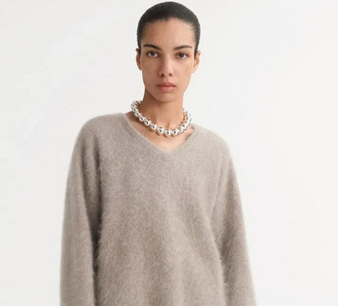 Top Berita Gaya: Tren Fashion Quite Luxury hingga Fungsi Telepon di Kamar Mandi Hotel