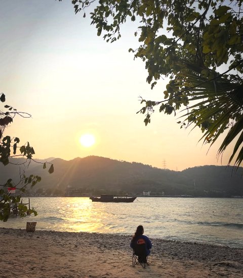 Wisata Kawasan Pantai Merak dan Harga Masuknya, Pas Buat Liburan Akhir Tahun Nih!