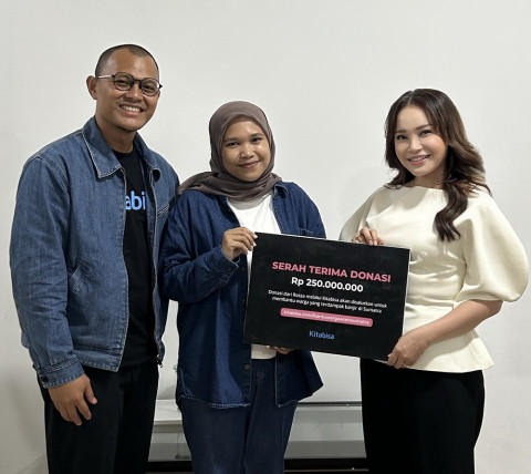 Rossa Donasi Rp500 Juta untuk Bencana Sumatera, Sediakan Akses Listrik hingga Starlink