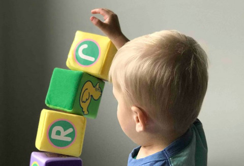 Pentingnya Berkonsultasi pada Dokter Anak untuk Memeriksa Keterlambatan Perkembangan