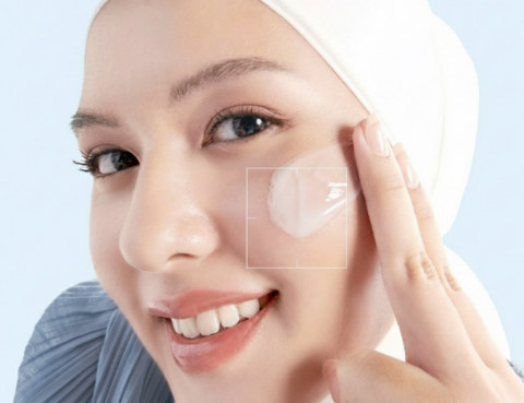 Produk Basic Skincare dari Wardah, Apa Aja Ya?