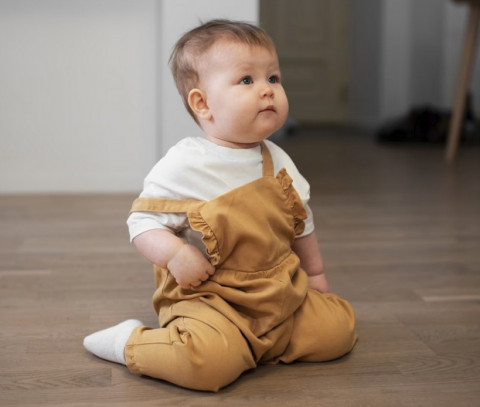 Bagaimana Jika Bayi Terlambat Bisa Berdiri?