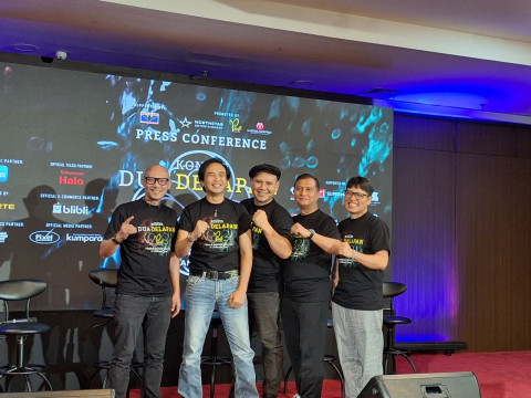 Padi Reborn Gaet Fanny Soegi dan Sal Priadi di Konser Dua Delapan