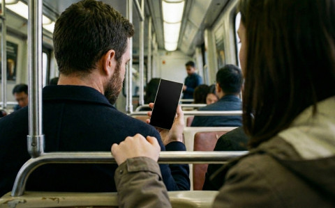 Samsung Siapkan Fitur Privasi Layar Baru di Galaxy S26, Mirip Anti Spy?