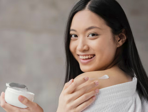 Kulit Lembap & Glowing? Ini Moisturizer Jepang yang Wajib Masuk Wishlist