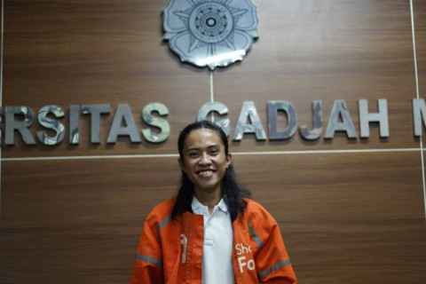 Tak Mau Jadi Beban, Ryaas Kuliah di UGM Nyambi Narik Ojol