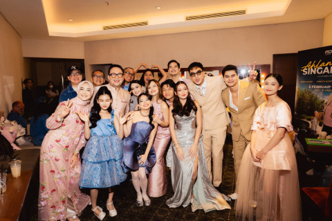 Dilema Rebecca Klopper Jalani Cinta Segitiga di Film Ahlan Singapore