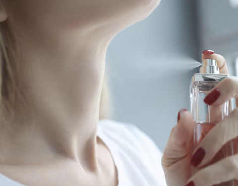 Clean, Soft, dan Bikin Relax, Parfum Powdery Lokal Ini Wajib Masuk Wishlist