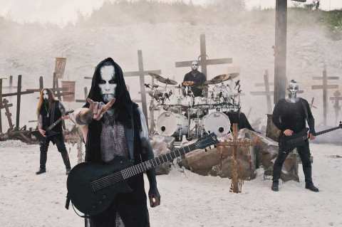 Diteror akan Dibunuh oleh Ekstremis Agama, Behemoth Batal Konser