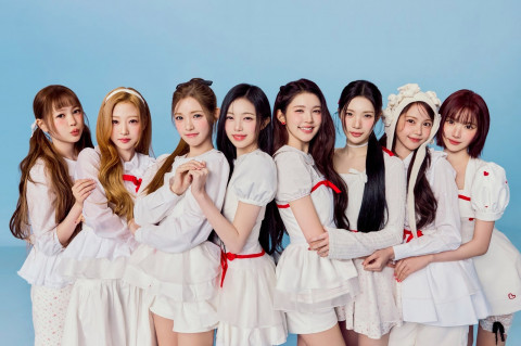Raih 9 Penghargaan, Hearts2Hearts Jadi Rookie Grup K-Pop Tersukses Tahun Ini