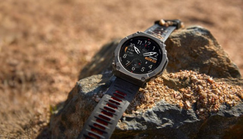 Amazfit T-Rex Ultra 2, Jam GPS Titanium untuk Para Penjelajah Ekstrem