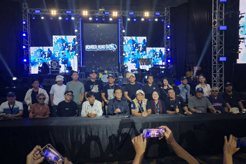Posan Tobing Lestarikan Musik Batak Lewat Konser Road to 165
