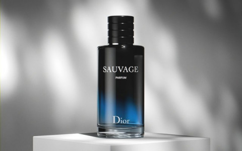 3 Berita Terpopuler Gaya: Pakai Parfum Beralkohol Saat Salat Hingga Filisida