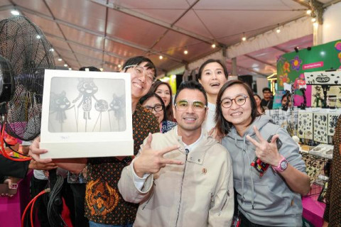 Raffi Ahmad & Wamen Ekraf Kompak Gaungkan Kebinekaan dalam Harmoni Imlek Nusantara