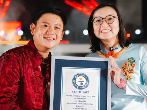 Sajikan 5.000 Porsi Lontong Cap Go Meh dalam 8 Jam, Bobon Santoso Pecahkan Rekor Dunia