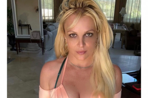 Britney Spears Ditangkap Polisi, Mantan Suami Beri Pembelaan
