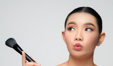 6 Step Touch-Up Biar Kulit Kelihatan Fresh Kayak Baru Dandan