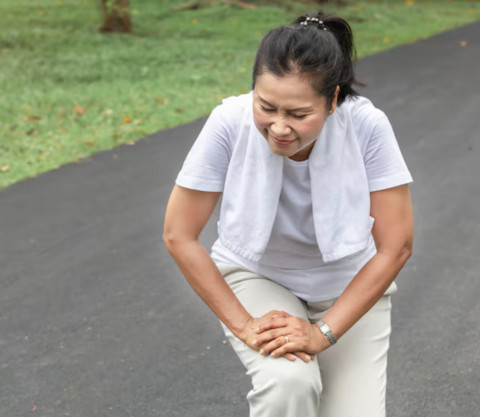 Nyeri Sendi saat Menopause? Ternyata Ini 5 Alasannya