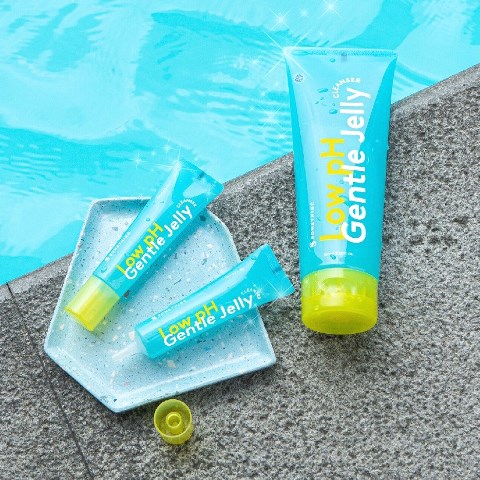 Anti-iritasi Club! Cek 5 Sabun Cuci Muka Low pH Murah Meriah Start 35 Ribu