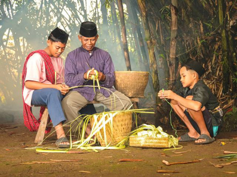 Misi Nyelamatin Ketupat! Lakuin 3 Trik Ini Biar Gak Cepat Basi