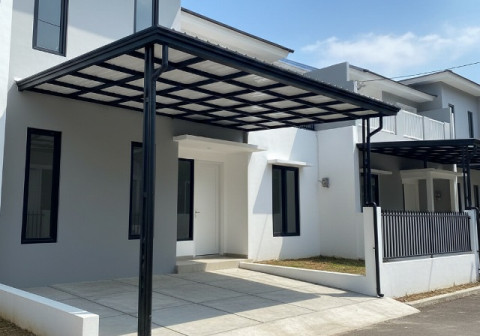 Kanopi Kaca vs Polycarbonate, Mana Lebih Cocok untuk Hunian Modern?