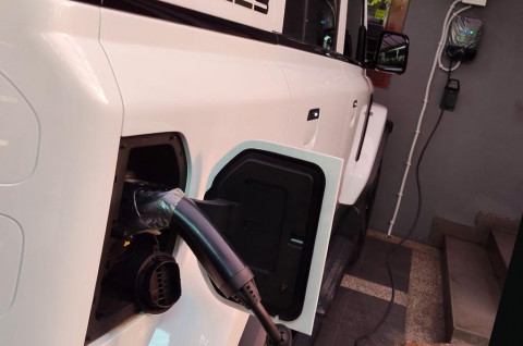 Cara Memasang <i>Home Charging</i> Buat Mobil Listrik