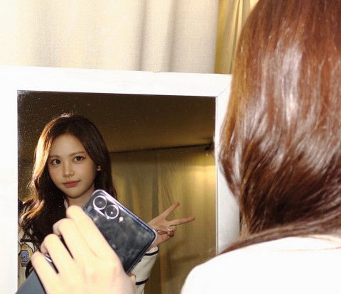 Momen Hangat Carmen H2H Rayakan Ultah dengan Fans dan Keluarga di Indonesia