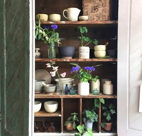 Fenomena ‘The Great Stuff Transfer’ yang Bikin Generasi Sekarang Dilema