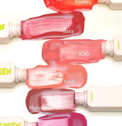 Biar Bibir Gak 'Gosong' Kena Matahari, Lip Product Ini Wajib Masuk Wishlist!