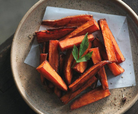 Insomnia Lewat! 5 Buah & Sayur Ini Bikin Kamu Tidur Nyenyak Antibergadang