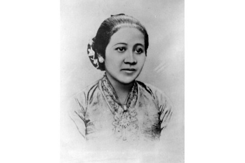 Lirik dan Not Lagu “Ibu Kita Kartini” Do Re Mi, Siap-Siap Latihan Pianika Menjelang Hari Kartini