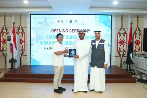 Aksi Nyata Kemenkes: Gandeng UEA Buat Operasi Mata Gratis