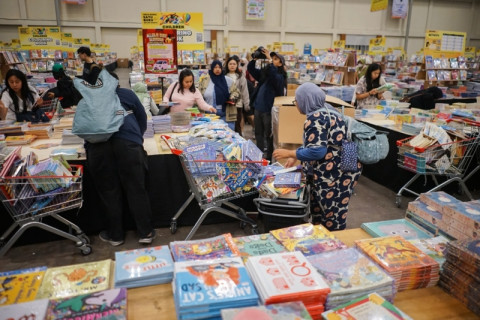 Midnight Book Haul! BBW Jakarta 2026 Buka 24 Jam + Buku Gratis