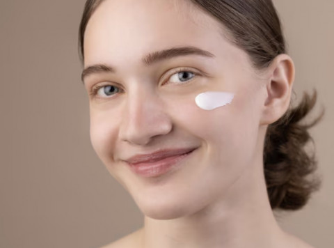 Murah Tapi Glowing! Rekomendasi Tinted Sunscreen di Bawah 90 Ribuan