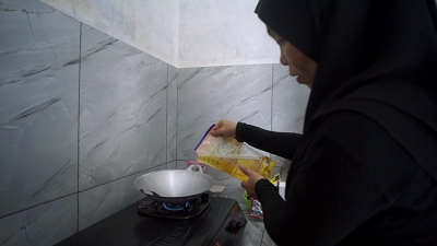 Minyak Goreng JAR Makin Dilirik di Tanah Bumbu, Dianggap Lebih Hemat dan Tetap Jernih
