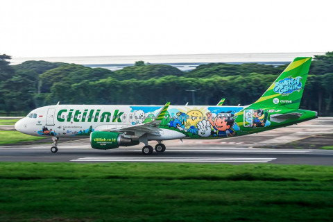 Ada Pesawat 'Kaum Adem' Baru! Begini Serunya Kolaborasi AQUA dan Citilink