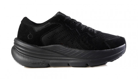 Sepatu Lari Hitam yang Stylish dan Nyaman: Bisa Dipake Lari Sekaligus Diajak Kondangan