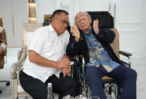Pesan Emil Salim ke Menteri LH: Lingkungan Perlu Human Touch dan Gerakan Kolaboratif