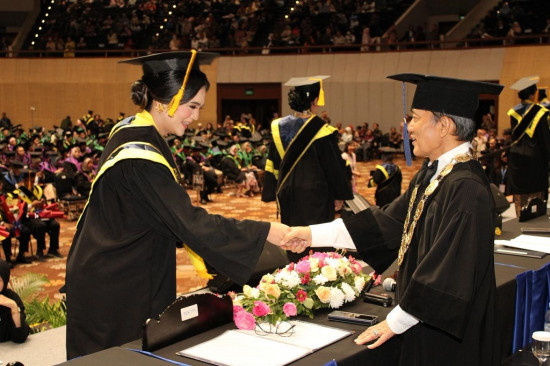 Wisuda Universitas Trisakti. DOK Universitas Trisakti