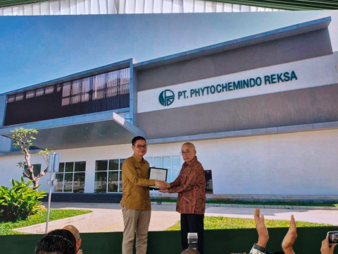 Pabrik Klapanunggal Dorong Kemandirian Ekstrak Bahan Alam Nasional