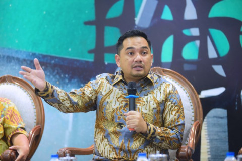 Profil Rifqi Karsayuda, Ketua Komisi II DPR yang Viral Usai Tawarkan Beasiswa untuk Siswi SMAN 1 Pontianak