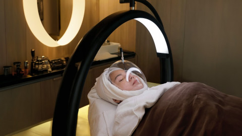 Glowing Nggak Cukup, Kini Tren Skincare Fokus ke Regenerasi Kulit