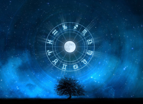 5 Zodiak Paling Sulit Buka Hati untuk Orang Baru, Tertutup Banget!