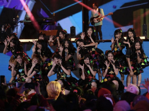Lirik Lagu 'Bentuk Sang Rembulan' JKT48, Tentang Luka, Topeng, dan Keinginan Dipahami